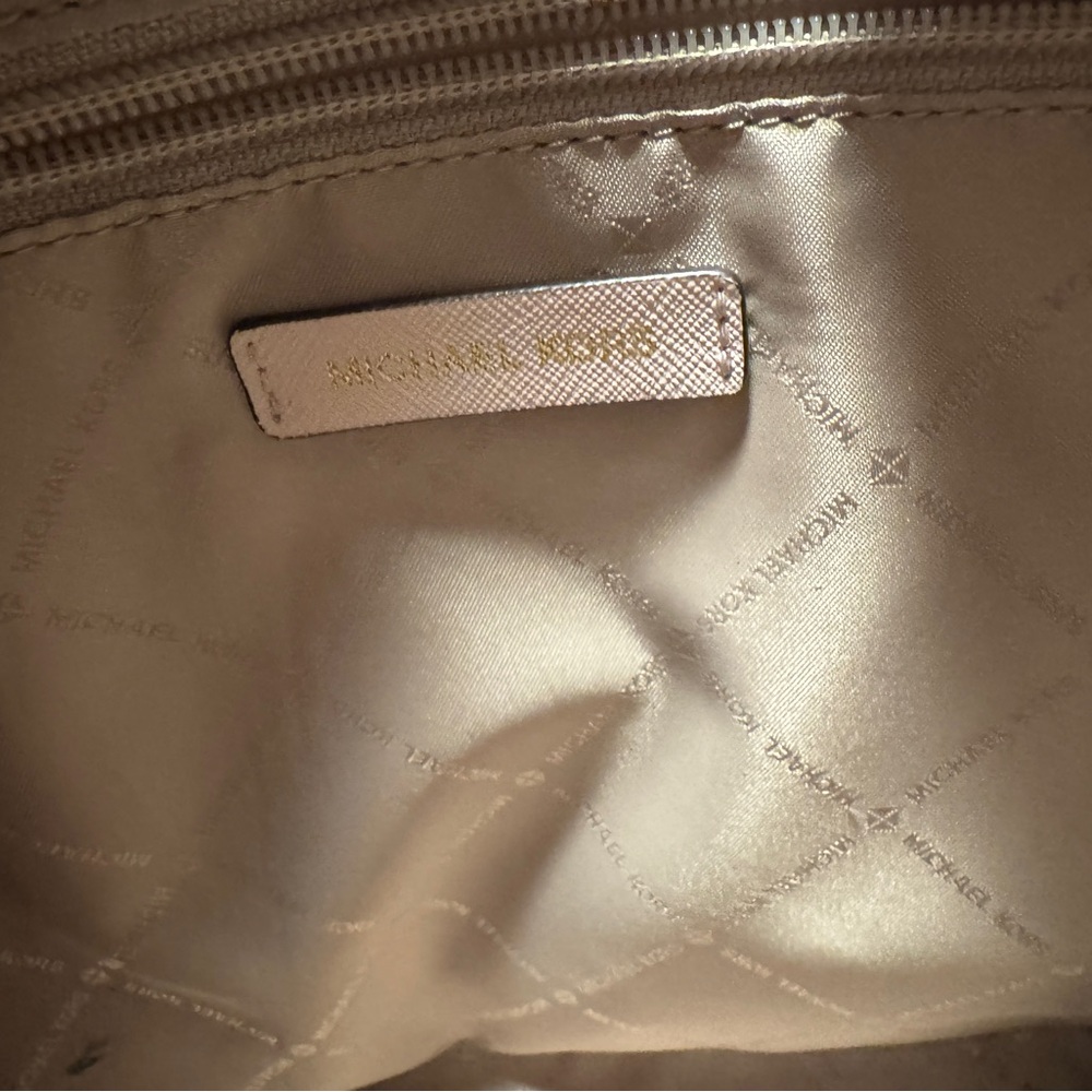 Michael Kors Blush Pink Tote Bag - Picture 7 of 11